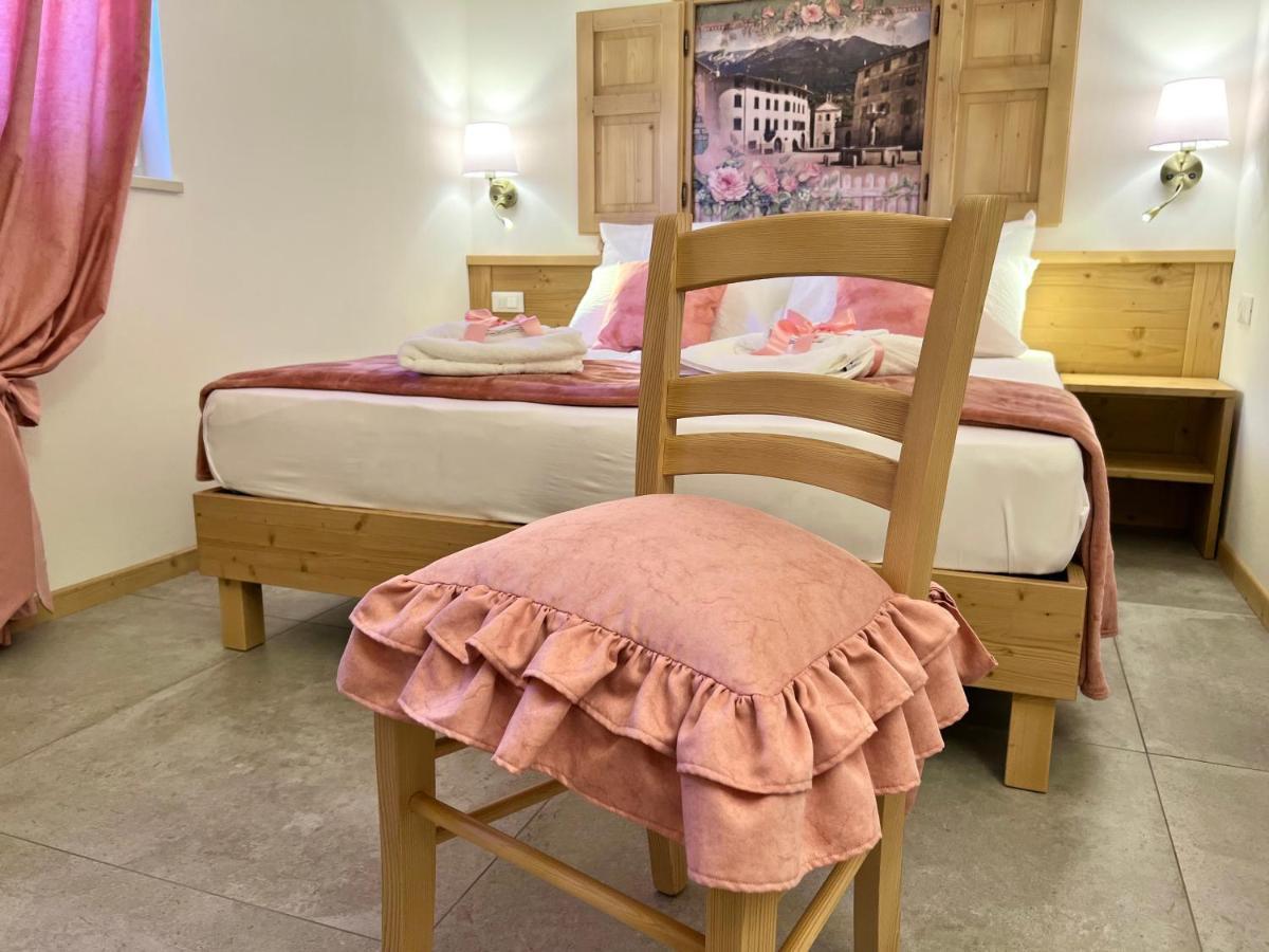 La Finestra Sul Giardino - B&B Cavedine 外观 照片
