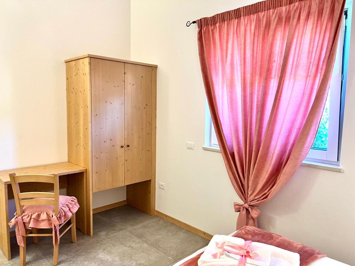 La Finestra Sul Giardino - B&B Cavedine 外观 照片