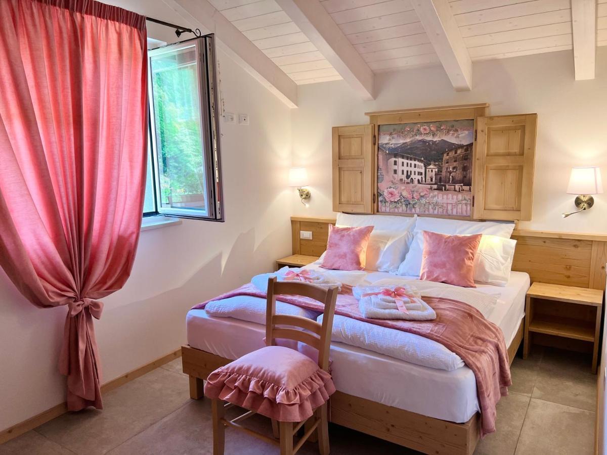 La Finestra Sul Giardino - B&B Cavedine 外观 照片