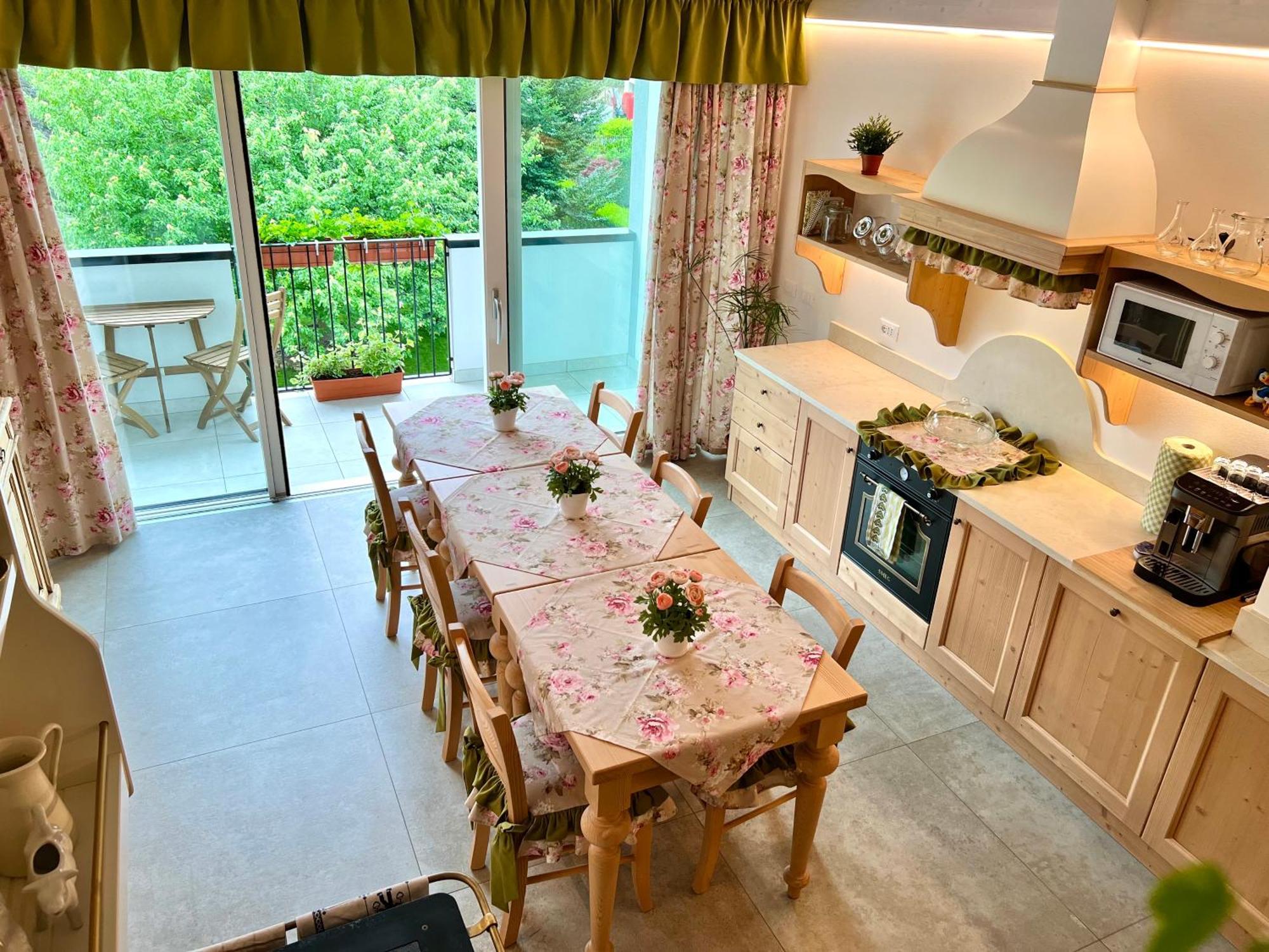 La Finestra Sul Giardino - B&B Cavedine 外观 照片